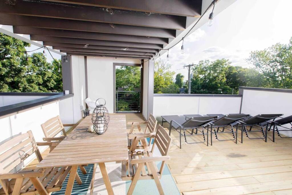 נאשוויל Modern Luxury Rooftop Deck, 3 Mi To Downtown מראה חיצוני תמונה