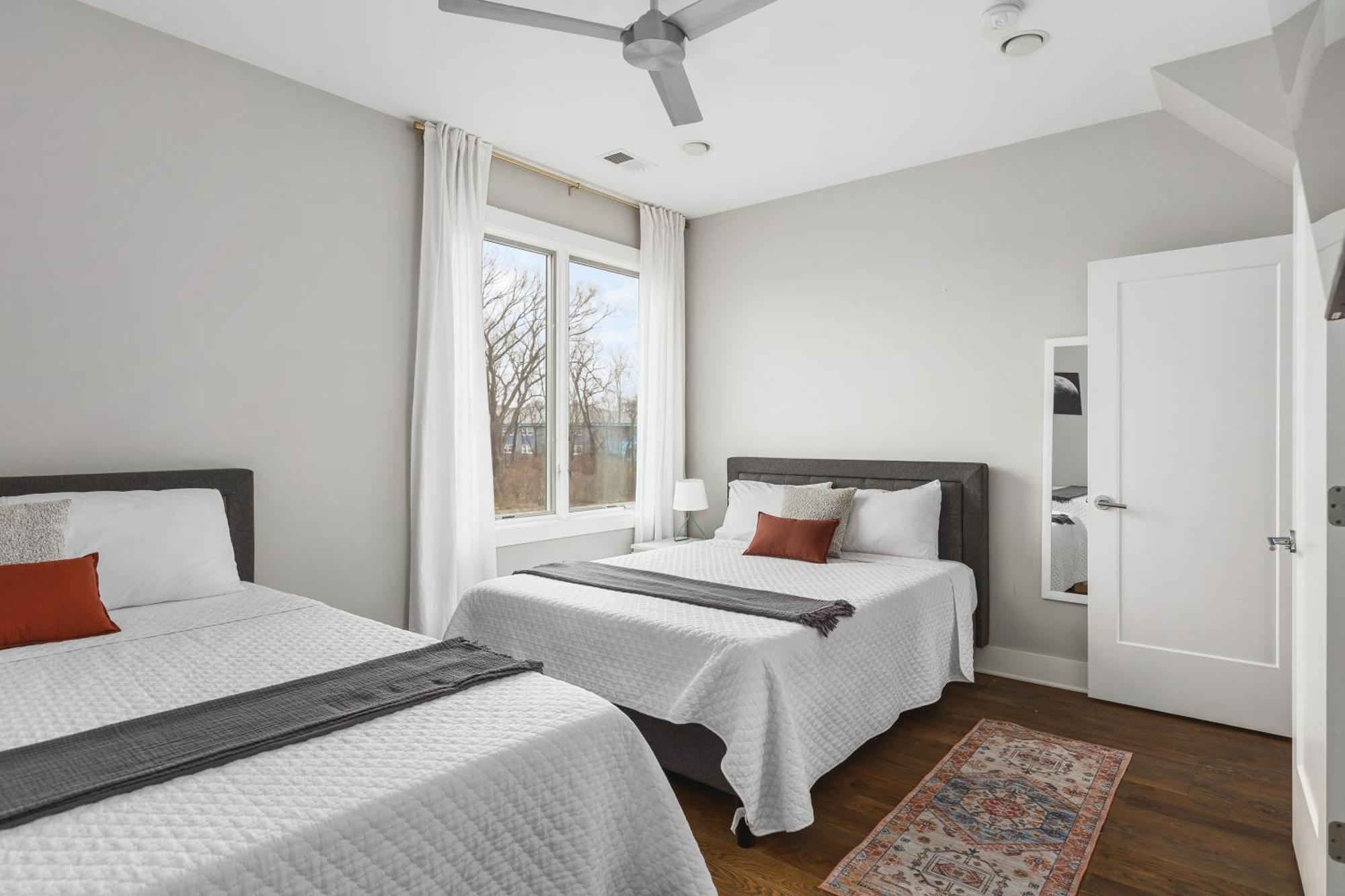 נאשוויל Modern Luxury Rooftop Deck, 3 Mi To Downtown מראה חיצוני תמונה