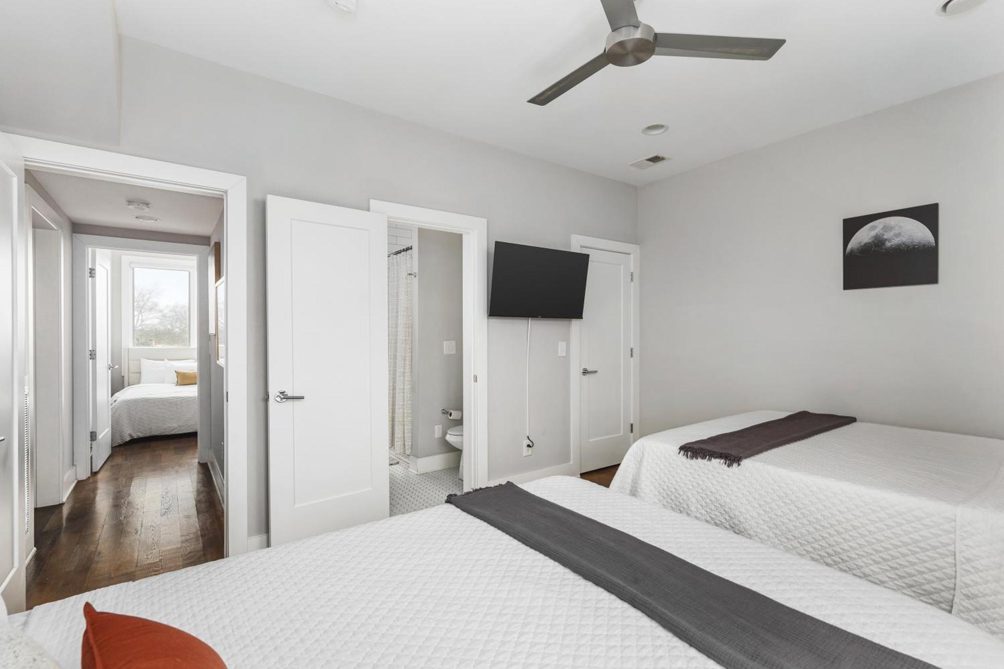נאשוויל Modern Luxury Rooftop Deck, 3 Mi To Downtown מראה חיצוני תמונה