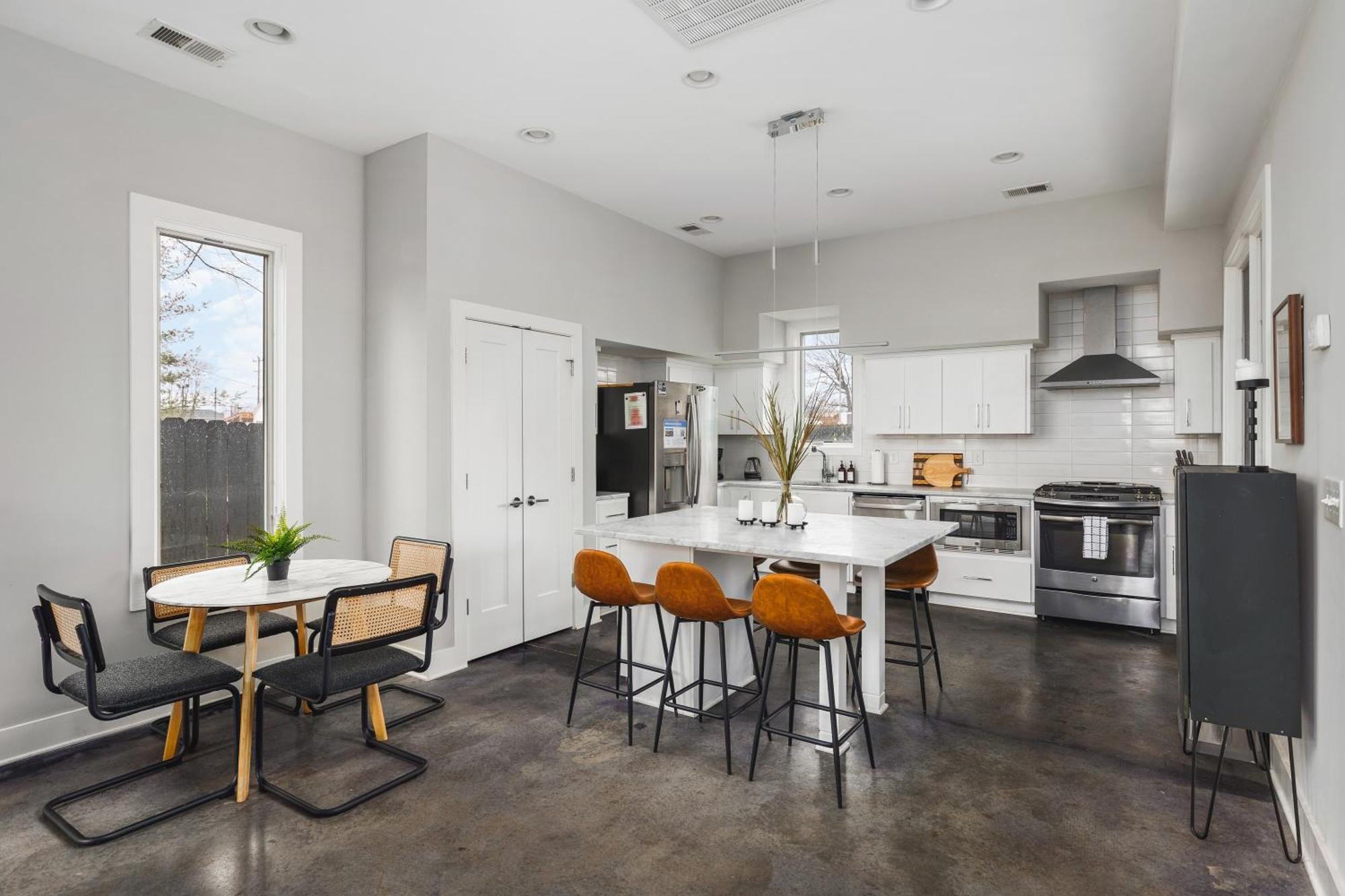 נאשוויל Modern Luxury Rooftop Deck, 3 Mi To Downtown מראה חיצוני תמונה