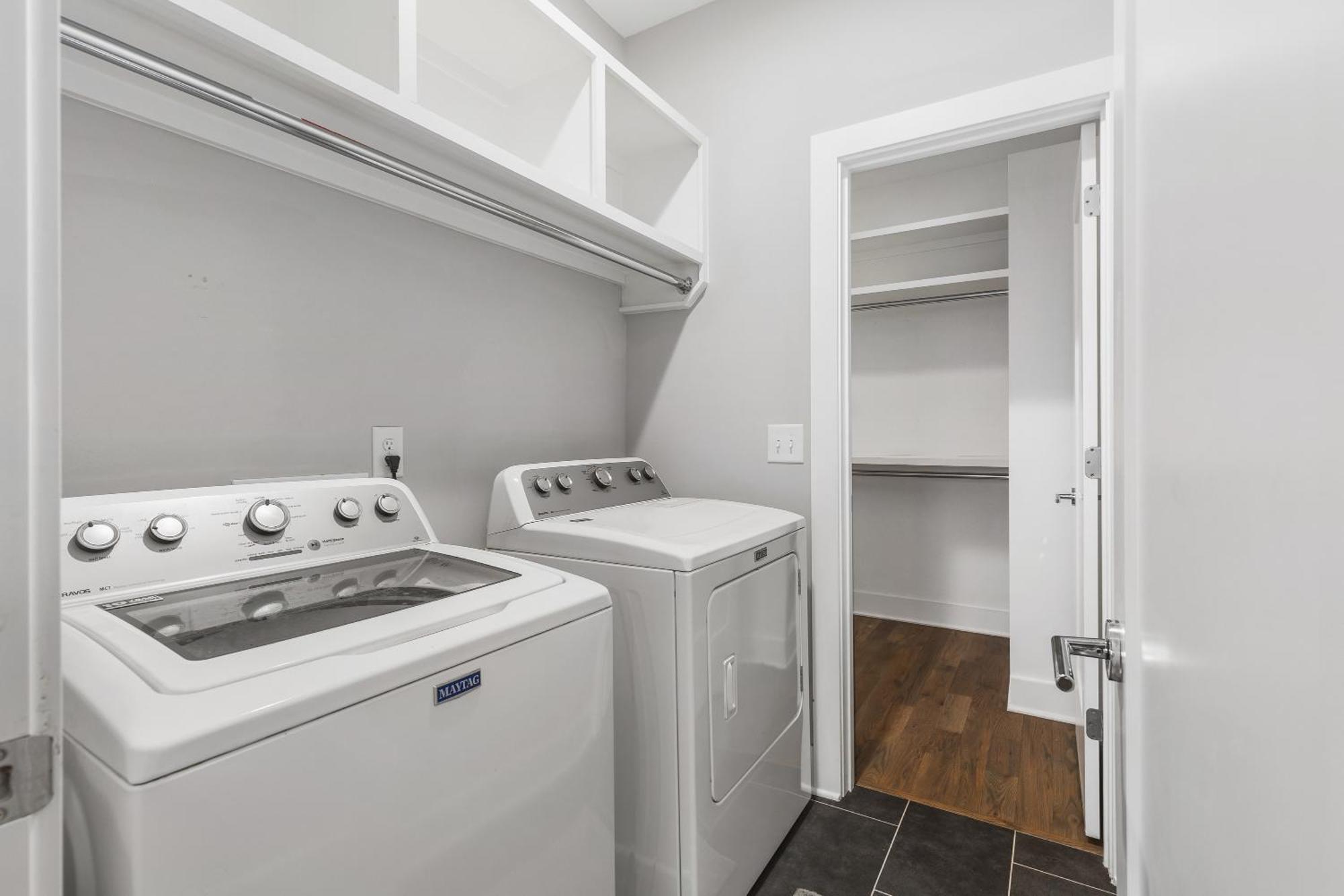 נאשוויל Modern Luxury Rooftop Deck, 3 Mi To Downtown מראה חיצוני תמונה